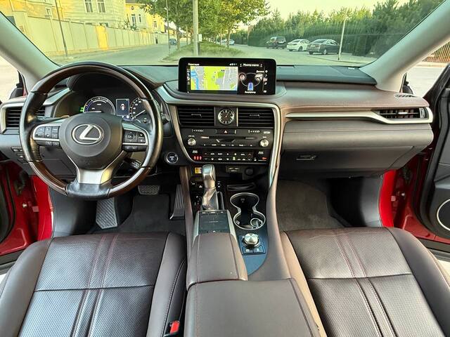 Срочная продажа авто Lexus RX фото 9