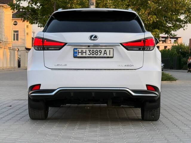 Срочная продажа авто Lexus RX фото 8