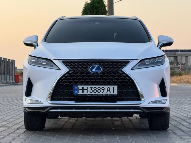 Срочная продажа авто Lexus RX фото 6