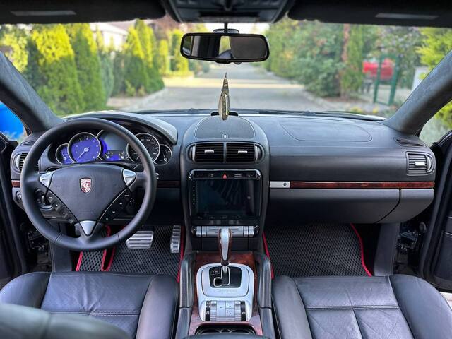 Срочная продажа авто Porsche Cayenne фото 6