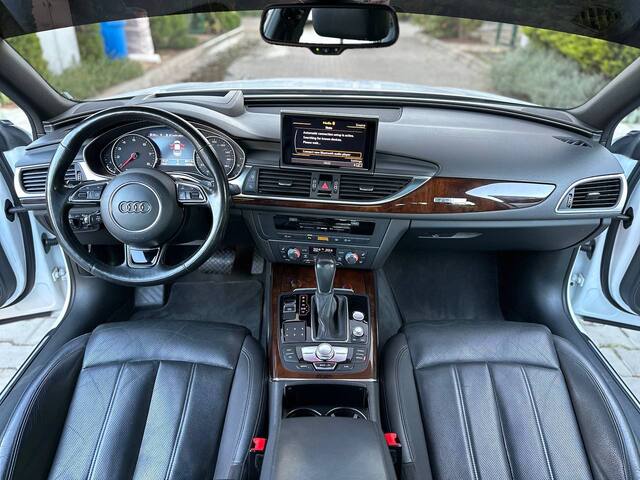 Срочная продажа авто Audi A6 фото 4