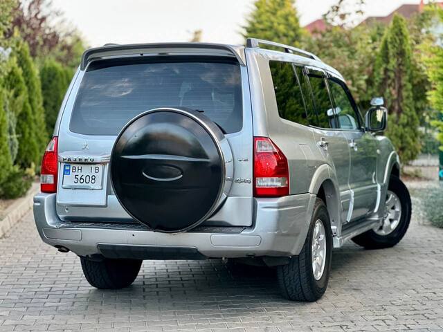 Срочная продажа авто Mitsubishi Pajero фото 7
