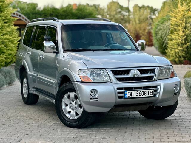 Срочная продажа авто Mitsubishi Pajero фото 6