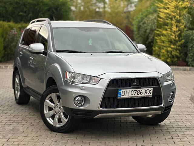 Срочная продажа авто Mitshubishi Outlander фото 7