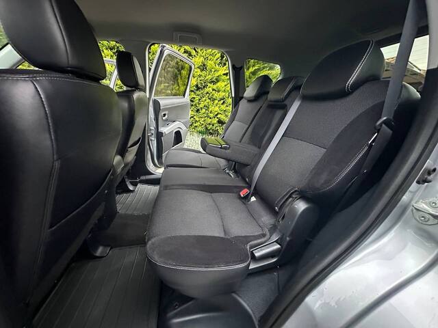 Срочная продажа авто Mitshubishi Outlander фото 4