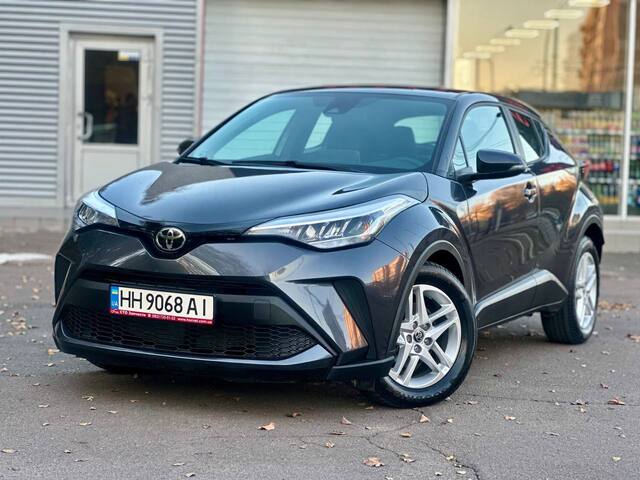Срочная продажа авто Toyota C-HR фото 1