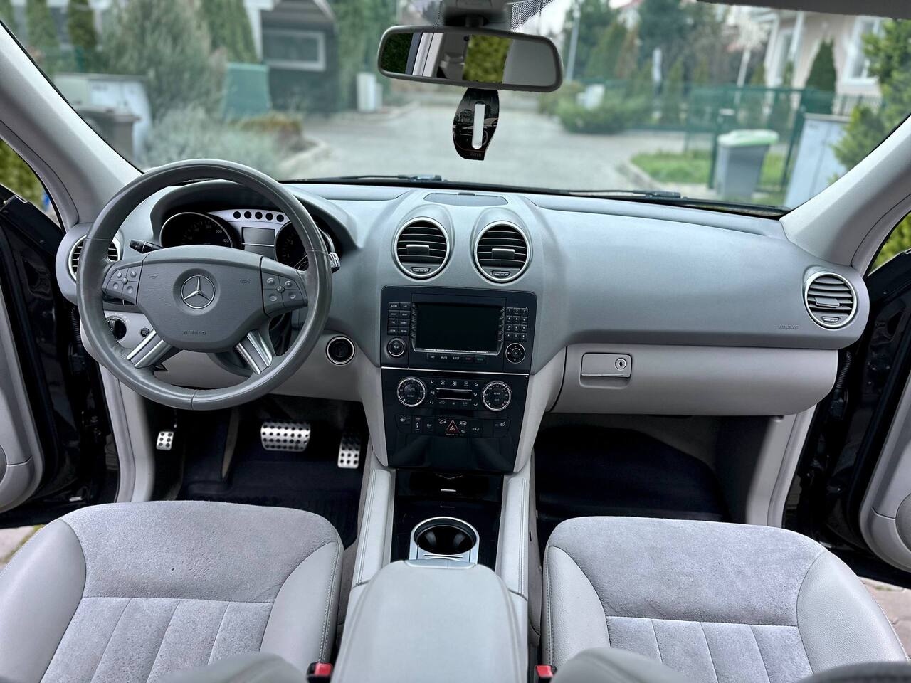 Срочная продажа авто Mercedes-Benz ML 350 фото 2