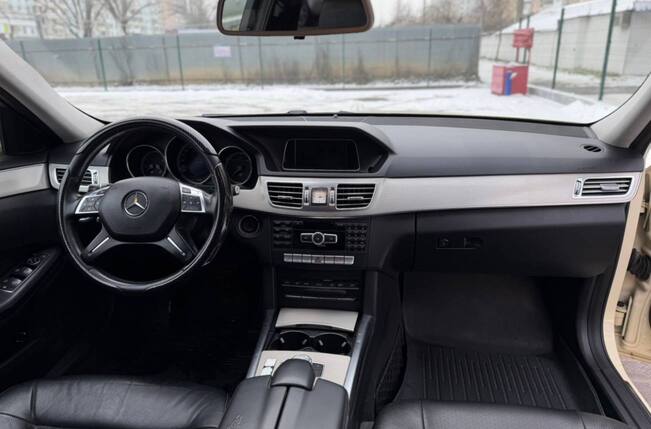 Срочная продажа авто Mercedes-Benz E-Class фото 4