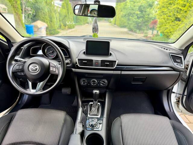 Срочная продажа авто Mazda 3 фото 5