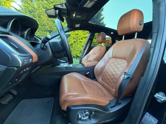Срочная продажа авто Jaguar E-Pace фото 6