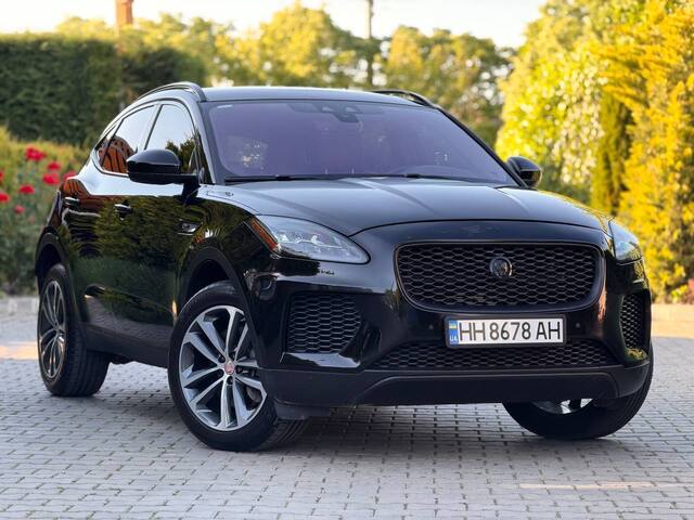 Срочная продажа авто Jaguar E-Pace фото 5