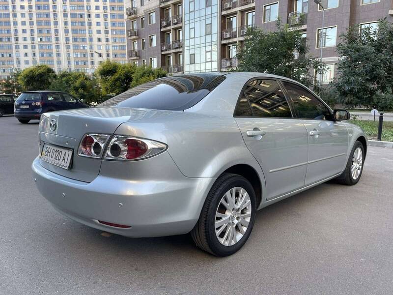 Срочная продажа авто Mazda 6 фото 8