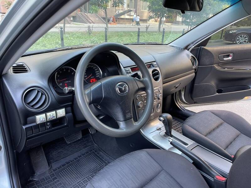 Срочная продажа авто Mazda 6 фото 4