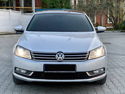 Срочная продажа авто Volkswagen Passat B7 фото 5