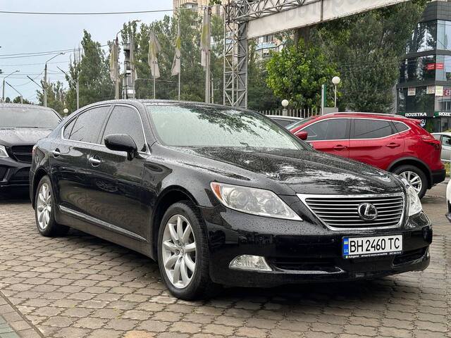 Срочная продажа авто Lexus LS 460L фото 1