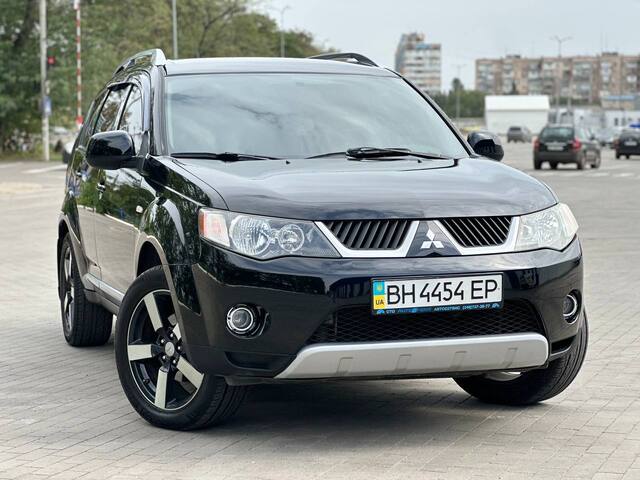 Срочная продажа авто Mitsubishi Outlander фото 7