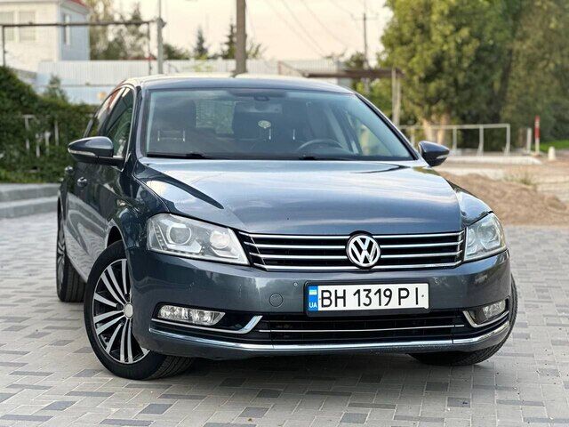 Срочная продажа авто Volkswagen Passat B7  фото 1