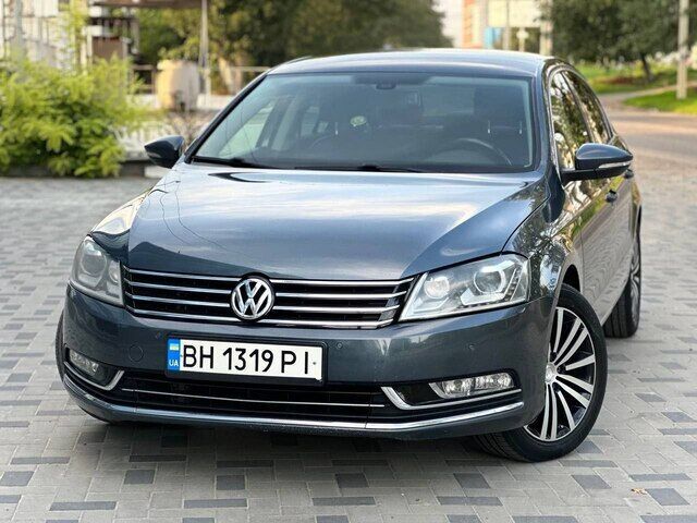 Срочная продажа авто Volkswagen Passat B7  фото 6