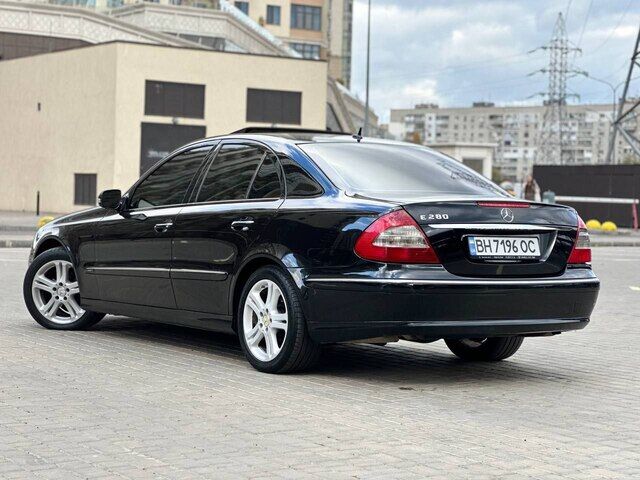 Срочная продажа авто Mercedes-Benz E-Class  фото 3