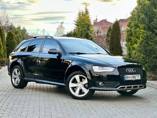 Срочная продажа авто Audi A4 Allroad фото 3