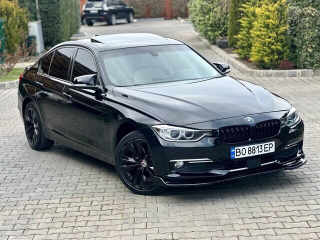 Срочная продажа авто BMW 328i X-Drive фото 6
