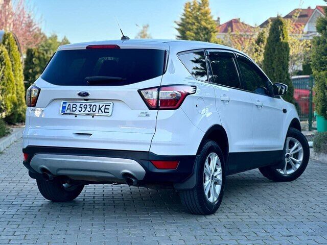 Срочная продажа авто Ford Escape фото 2