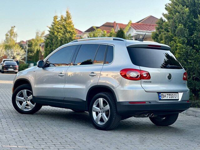 Срочная продажа авто Volkswagen Tiguan фото 6