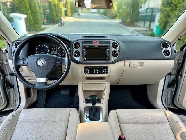 Срочная продажа авто Volkswagen Tiguan фото 3