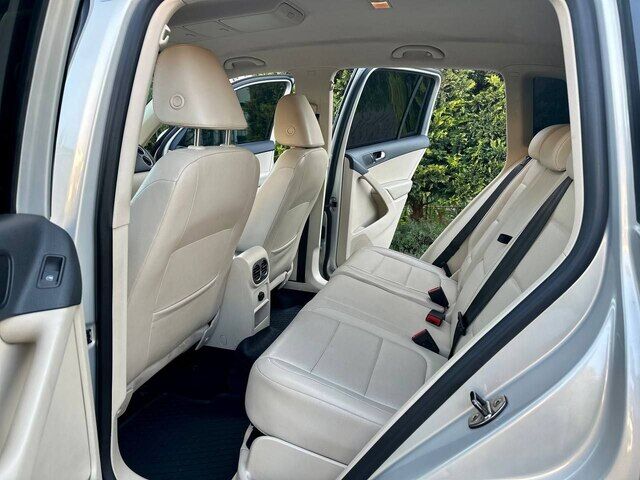 Срочная продажа авто Volkswagen Tiguan фото 2