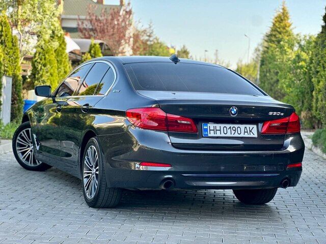 Срочная продажа авто BMW 530e фото 7