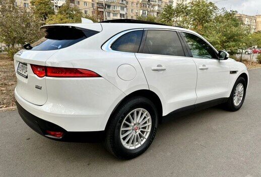Срочная продажа авто Jaguar F-Pace фото 8