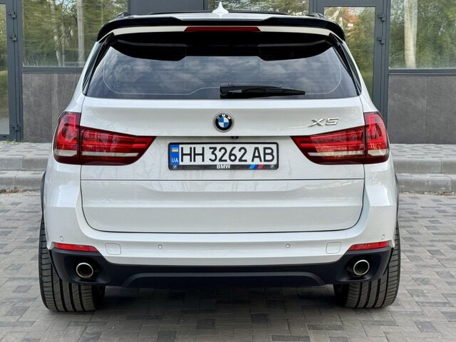 Срочная продажа авто BMW X5 F15 фото 10