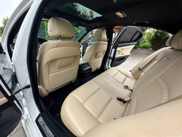 Срочная продажа авто BMW 5 Series 535 F10 фото 5