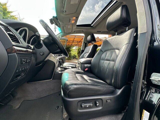 Срочная продажа авто Toyota Land Cruiser 200  фото 6