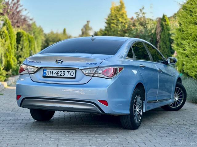 Срочная продажа авто Hyundai Sonata фото 4