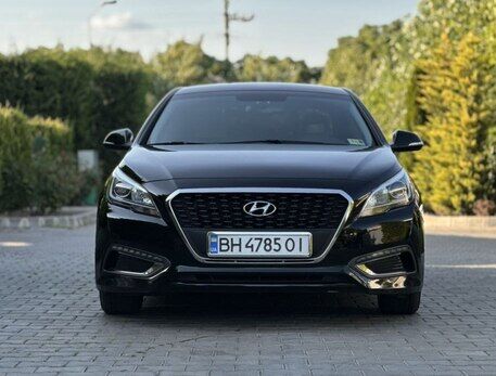 Срочная продажа авто Hyundai Sonata фото 1