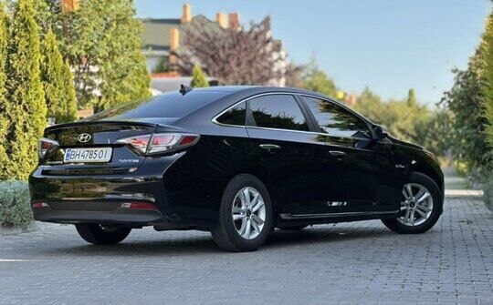 Срочная продажа авто Hyundai Sonata фото 7
