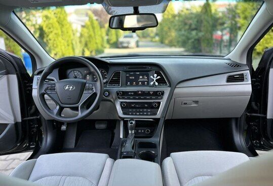 Срочная продажа авто Hyundai Sonata фото 6