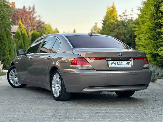 Срочная продажа авто BMW 745 Li фото 6