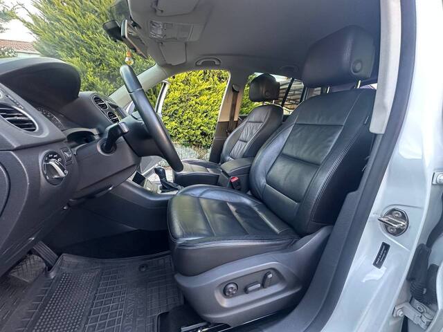 Срочная продажа авто Volkswagen Tiguan фото 6