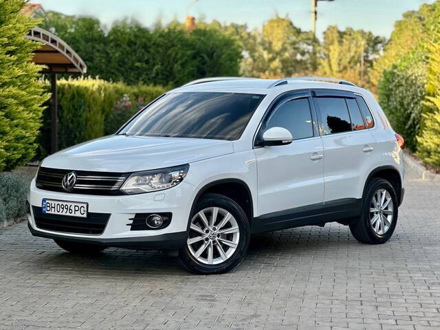 Срочная продажа авто Volkswagen Tiguan фото 3