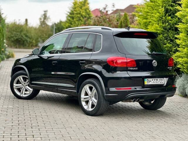 Срочная продажа авто Volkswagen Tiguan фото 5