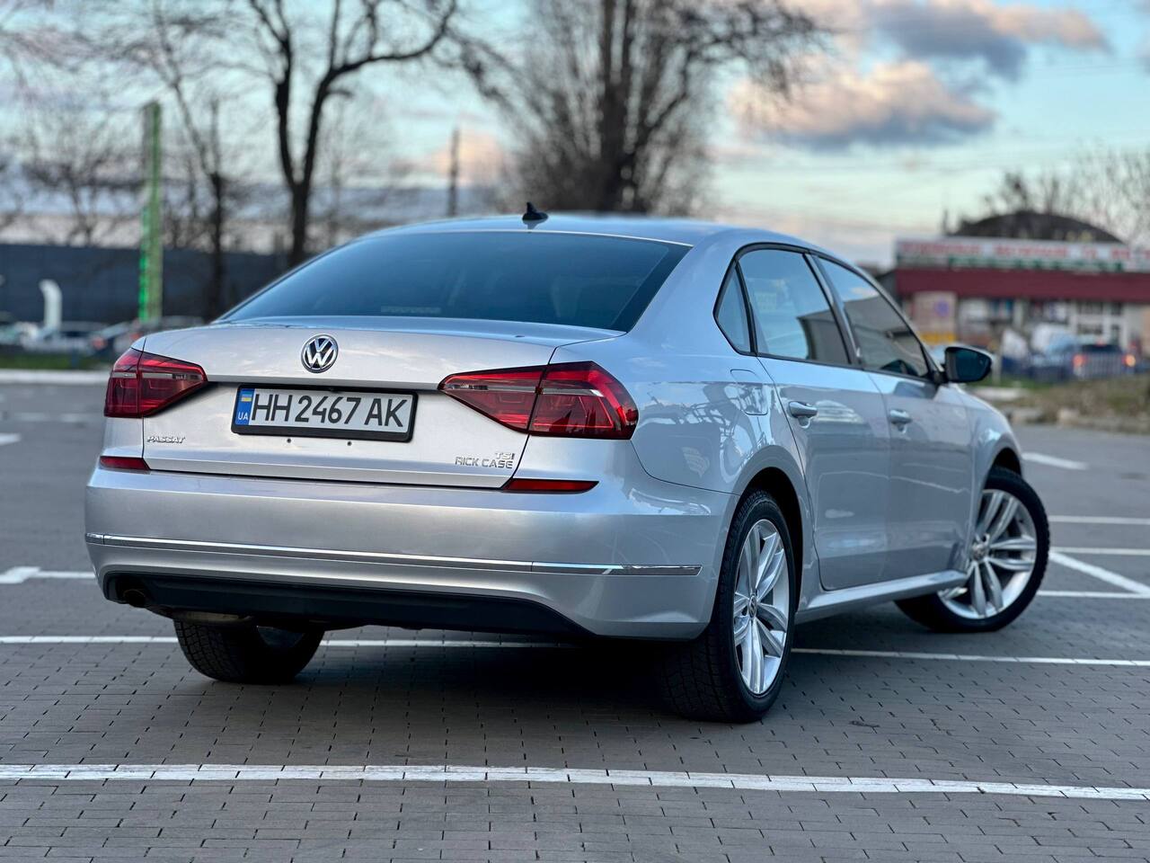 Срочная продажа авто Volkswagen Passat фото 7