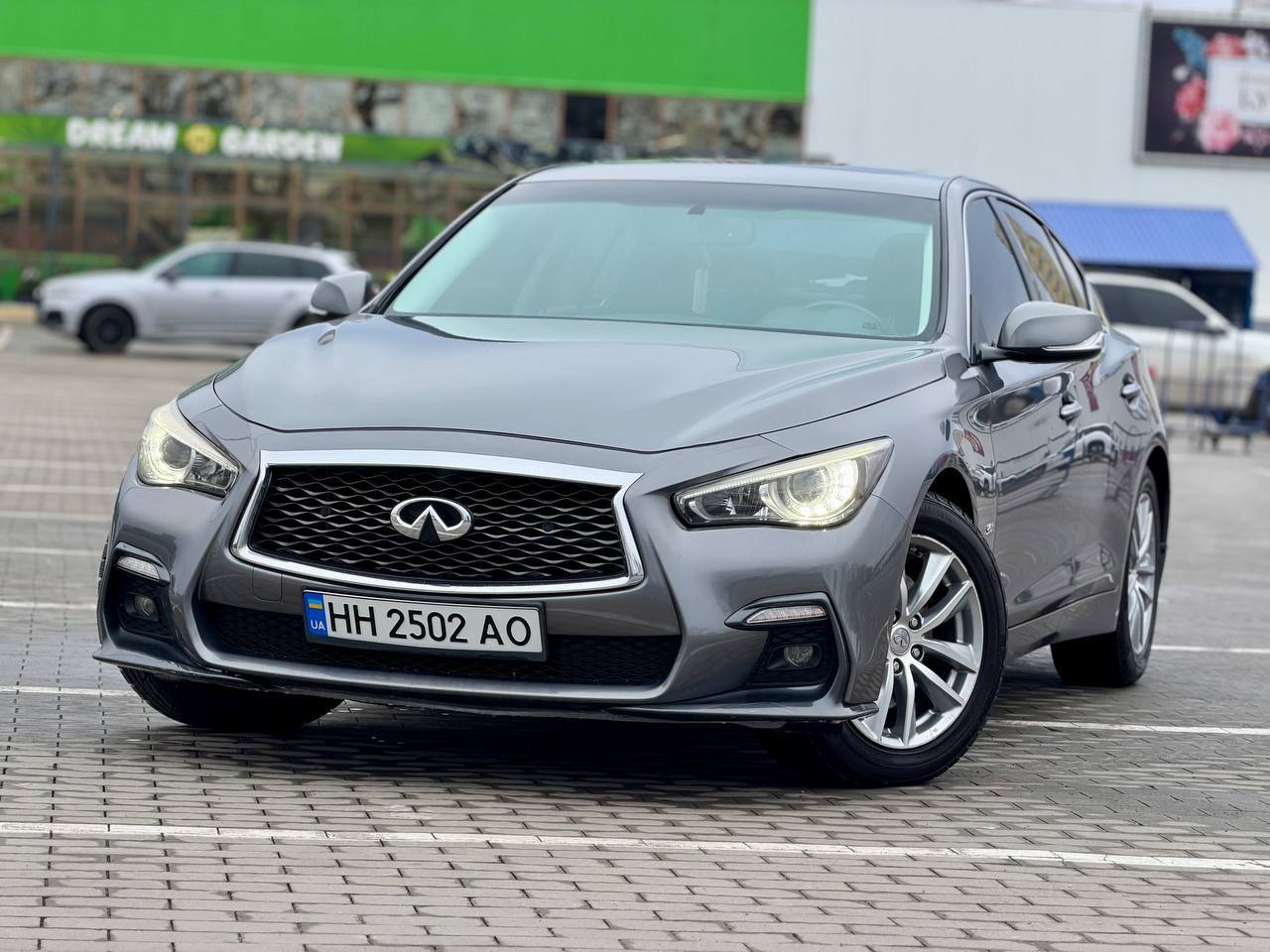Infiniti Q50
