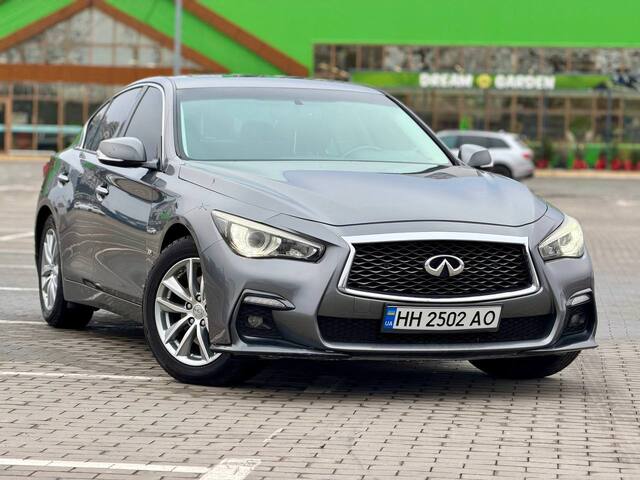 Срочная продажа авто Infiniti Q50 фото 7