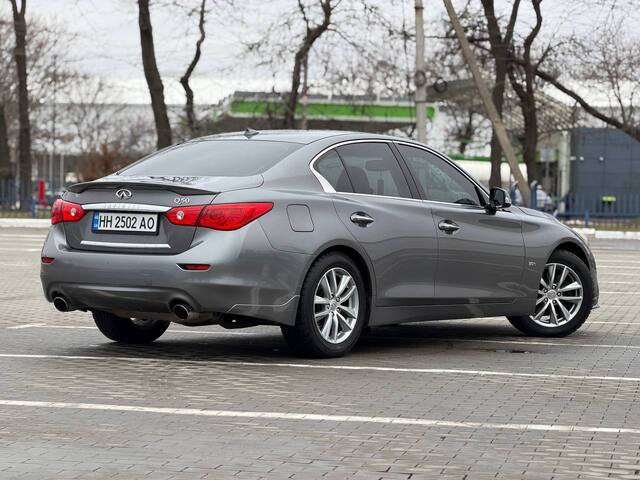 Срочная продажа авто Infiniti Q50 фото 3