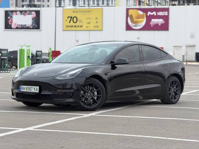 Срочная продажа авто Tesla Model 3 фото 7