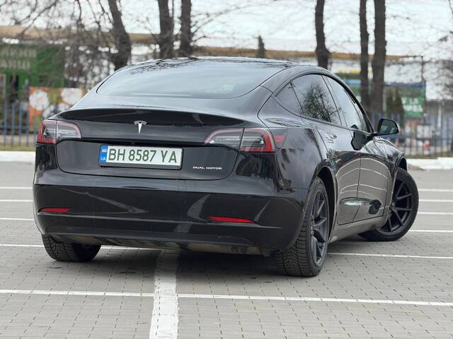 Срочная продажа авто Tesla Model 3 фото 4