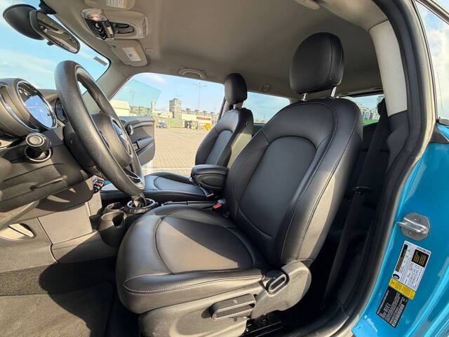 Срочная продажа авто MINI Cooper фото 4
