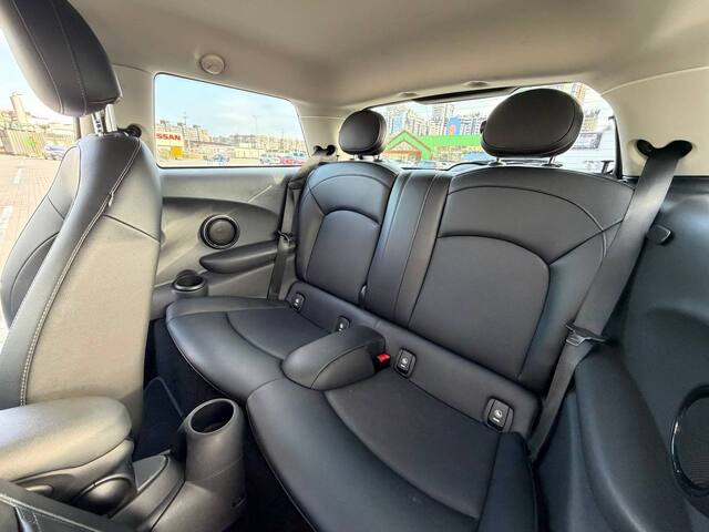 Срочная продажа авто MINI Cooper фото 3